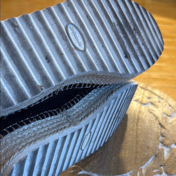 Dr. Scholl's Women’s Black Suede Loafers - Picture 4 of 6